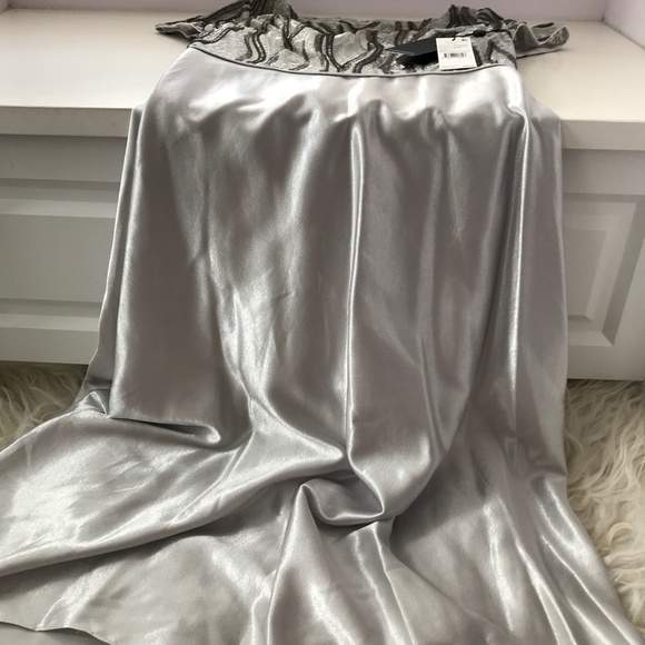 ADRIANNA PAPELL Embroidered Satin Hi-lo Gown - Picture 5 of 12